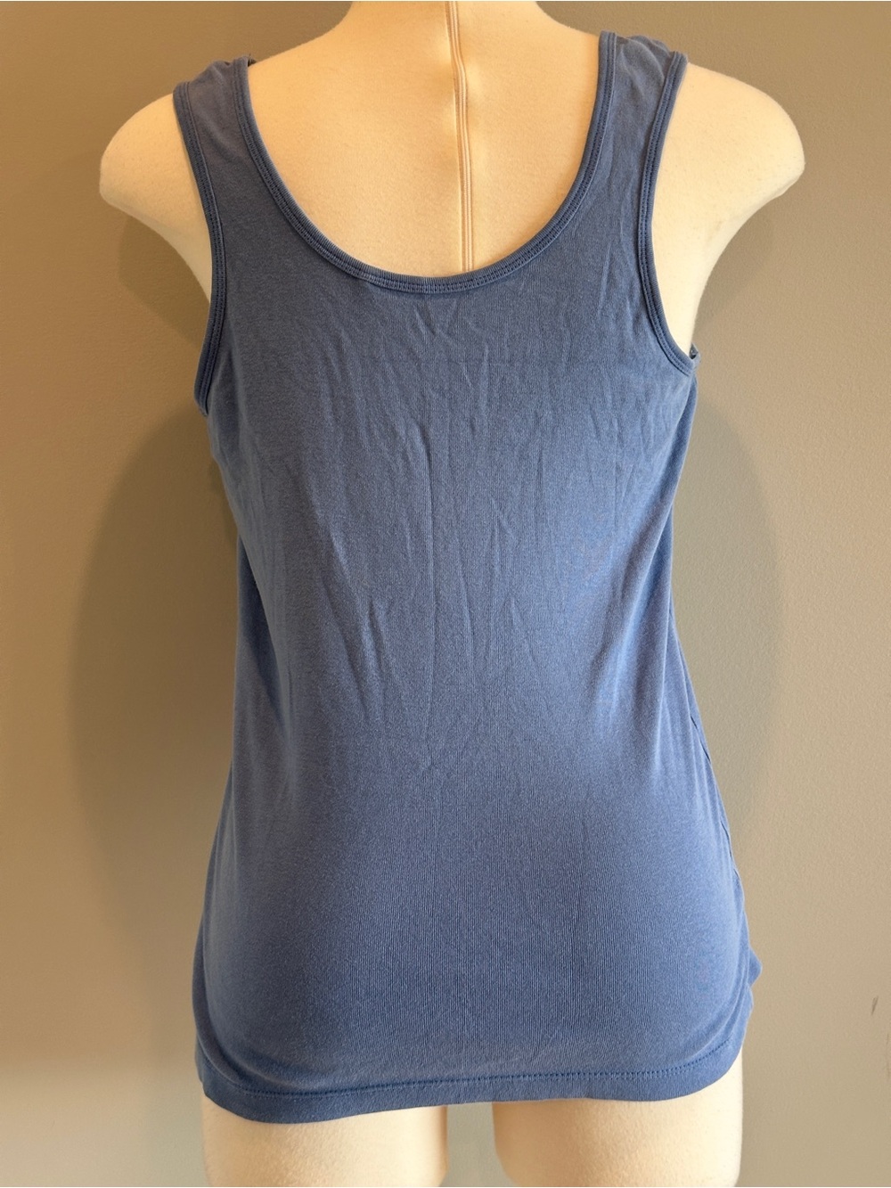 True Y2K Guess Graphic Blue Women's Tank Top with Winged Heart Motif - Picture 2 of 3
